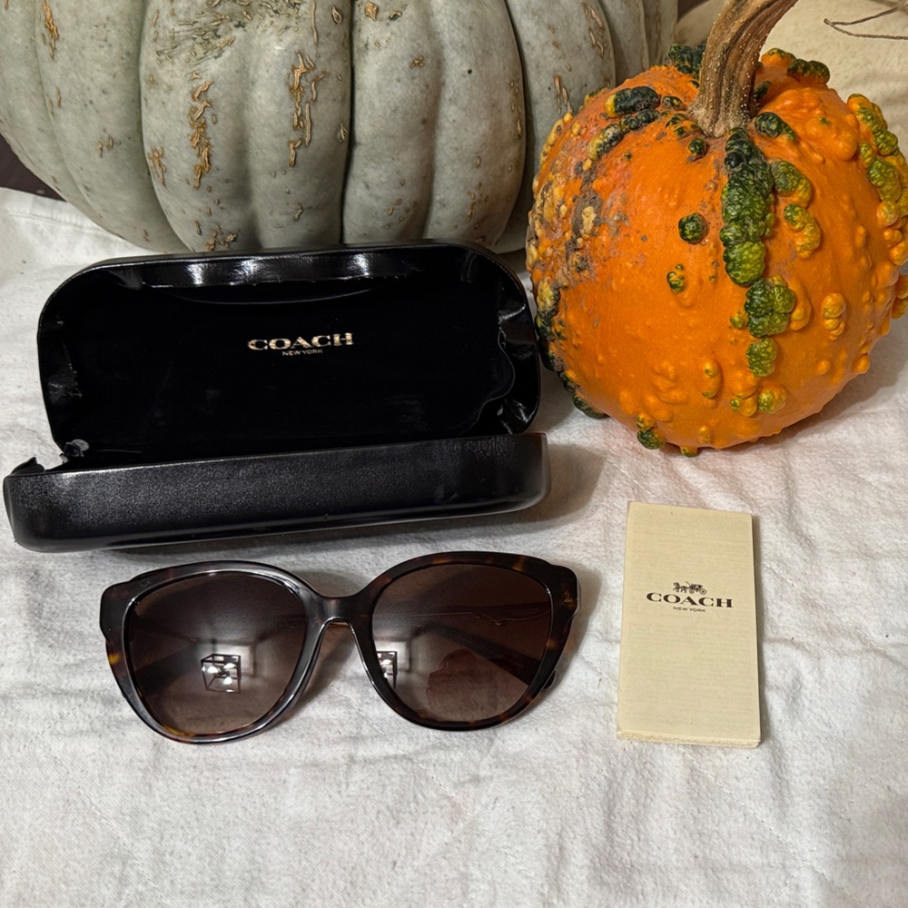 Coach Tortoise Shell Sunglasses with Black Case